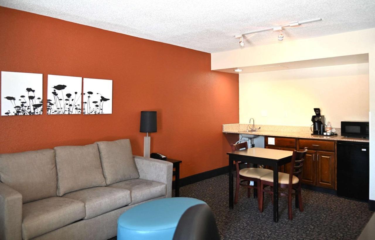 Sleep Inn&Suites Near Ft. Bragg Spring Lake Esterno foto